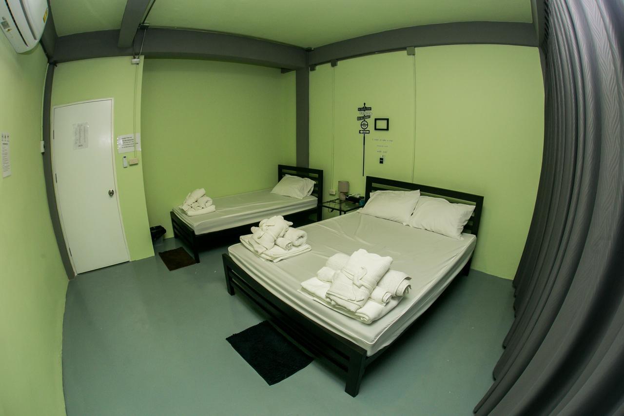 Samsen 8 Hostel กรุงเทพมหานคร ภายนอก รูปภาพ