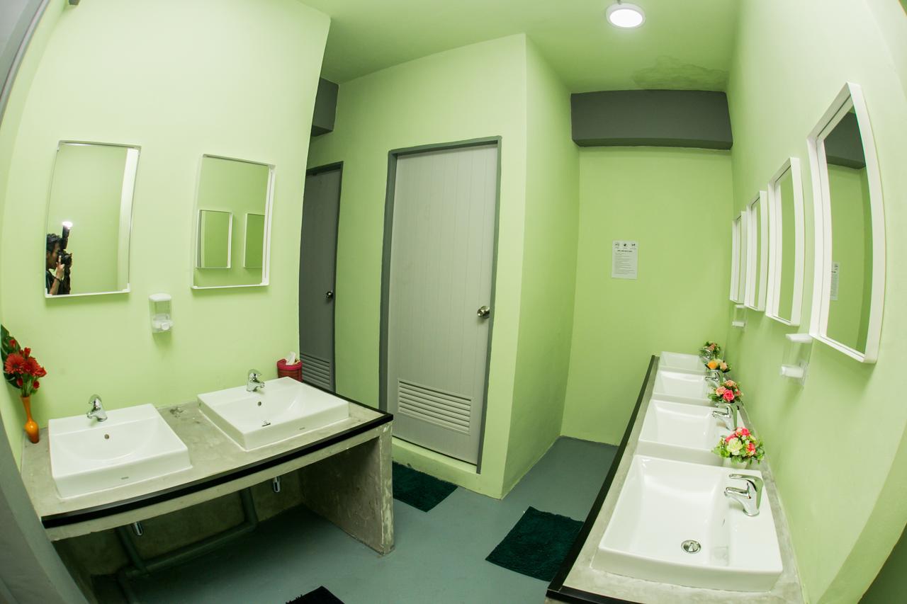 Samsen 8 Hostel กรุงเทพมหานคร ภายนอก รูปภาพ
