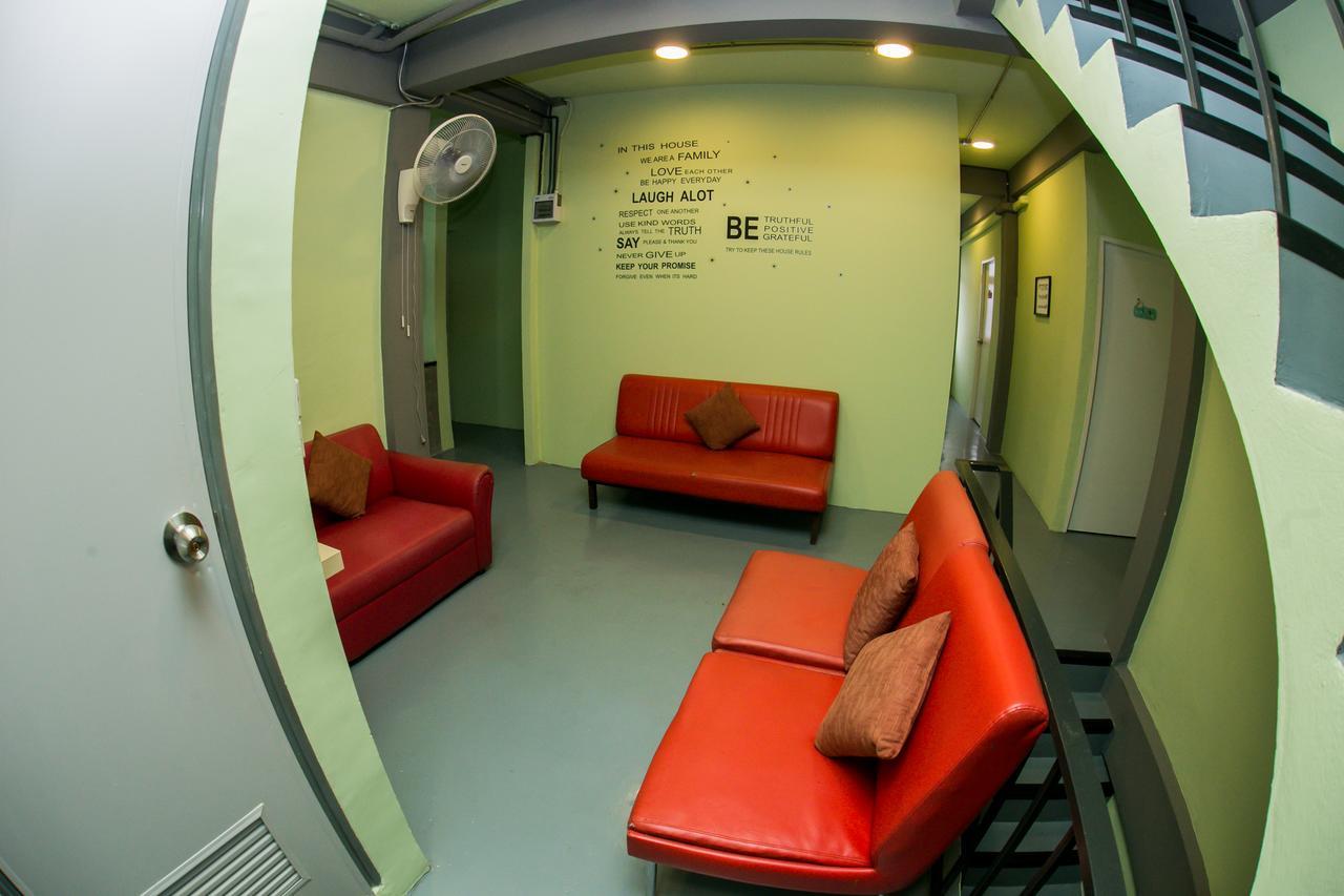 Samsen 8 Hostel กรุงเทพมหานคร ภายนอก รูปภาพ
