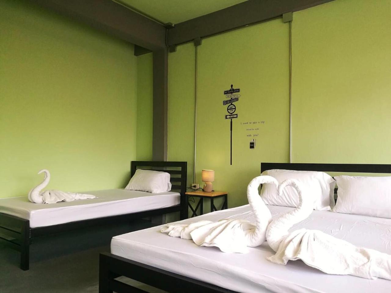Samsen 8 Hostel กรุงเทพมหานคร ภายนอก รูปภาพ
